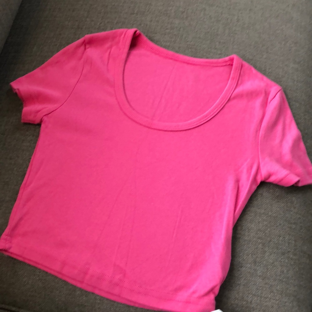 American Apparel || Cropped Hot Pink Cropped Tee